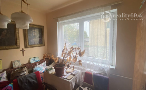 MAĎARSKO - SZALONNA PEKNÝ 3 IZBOVÝ RODINNÝ DOM S GARÁŽOU