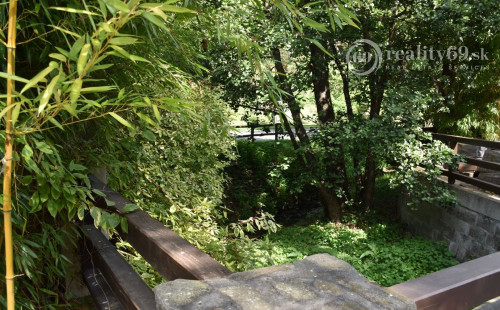 MAĎARSKO - TELKIBÁNYA  ARANYGOMBOS FOGADÓ WELNES  REŠTAURÁCIA.