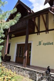 MAĎARSKO - TELKIBÁNYA  ARANYGOMBOS FOGADÓ WELNES  REŠTAURÁCIA.