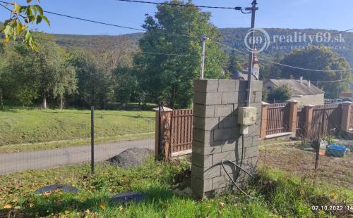 MAĎARSKO - ARKA 750 M2 -  SUPER STAVEBNÝ POZEMOK.