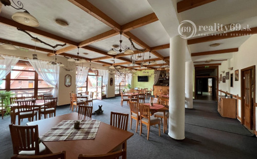 STEBNICKÁ HUTA - REKEREAČNÝ KOMPLEX SLNEČNÝ MAJER NA 22HA POZEMKU.