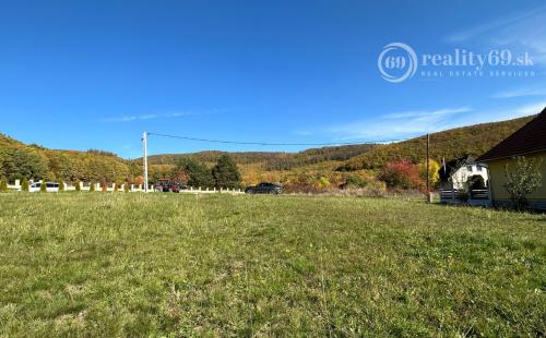 MAĎARSKO - HOLLÓHÁZA 2.216 M2 -  SUPER STAVEBNÝ POZEMOK.