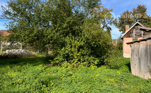 MAĎARSKO - FÜZÉRKOMLÓS RODINNÝ DOM S HOSPODÁRSKOU BUDOVOU LEN 25 KM OD KOŠÍC