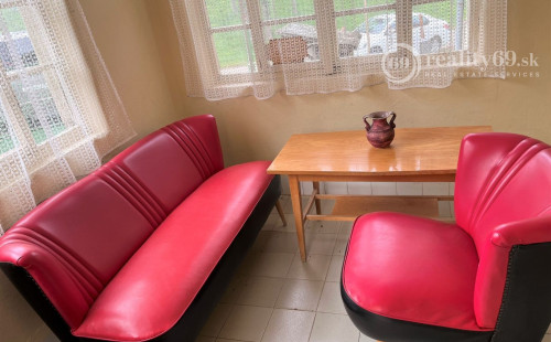 MAĎARSKO - ABAÚJVÁR. RODINNÝ DOM PO ČIASTOČNEJ REKONŠTRUKCII LEN 30 KM OD KOŠÍC