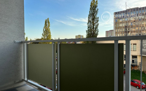 REZERVOVANÉ - JUH - PALÁRIKOVA - 4 IZBOVÝ SUPER MODERNÝ BYT 68 M2, 2 X LODŽIA, KLIMATIZÁCIA, PRÁČKA