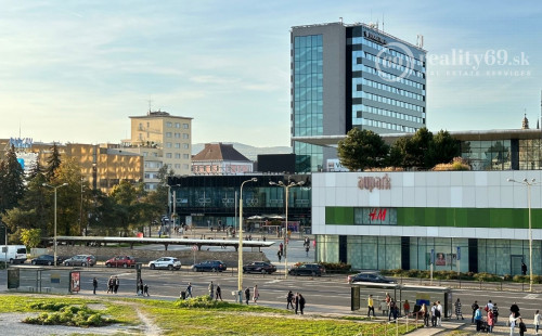 REZERVOVANÉ - JUH - PALÁRIKOVA - 4 IZBOVÝ SUPER MODERNÝ BYT 68 M2, 2 X LODŽIA, KLIMATIZÁCIA, PRÁČKA