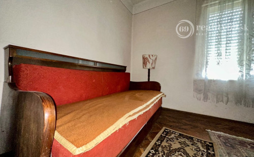 MAĎARSKO - ALSÓTELEKES 4 IZBOVÝ RODINNÝ DOM V PEKNEJ LOKALITE.