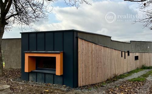 MALÁ IDA - TOP LOKALITA - 4 IZBOVÁ NOVOSTAVBA V STAVE HOLODOM.