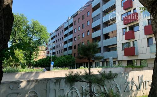 JUH - PROJEKT ŠAFRÁN - NOVOSTAVBA 2 IZBOVÝ KOMPLETNE ZARIADENÝ TEHLOVÝ BYT.