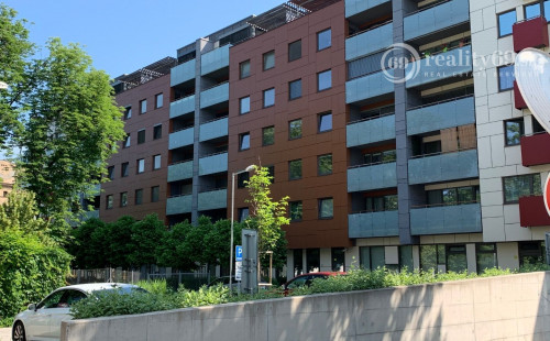 JUH - PROJEKT ŠAFRÁN - NOVOSTAVBA 2 IZBOVÝ KOMPLETNE ZARIADENÝ TEHLOVÝ BYT.