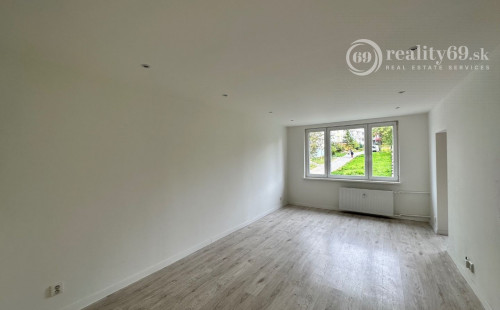 FURČA - KURSKÁ 85 M2, PO REKONŠTRUKCII, LODŽIA, PLASTOVÉ OKNÁ.