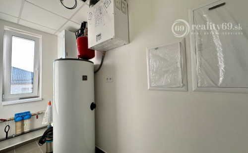 PREŠOV - ŠALGOVÍK - KVALITNÁ NOVOSTAVBA  3 IZBOVÉHO RD - HOLODOM.