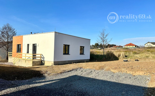 PREŠOV - ŠALGOVÍK - KVALITNÁ NOVOSTAVBA  3 IZBOVÉHO RD - HOLODOM.