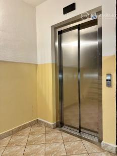 REZERVOVANÉ - KVP - ZOMBOVA SUPER CENA 3 IZBOVÝ BYT 63  M2, LODŽIA, PLASTOVÉ OKNÁ.