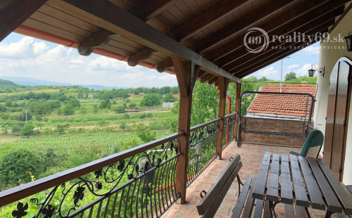 MAĎARSKO - EDELÉNY PEKNÝ RODINNÝ DOM S VEĽKÝM POZEMKOM LEN 85KM OD KOŠÍC