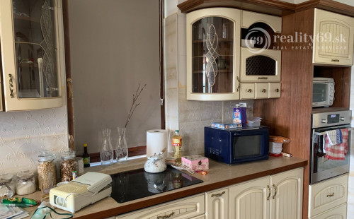 MAĎARSKO - EDELÉNY PEKNÝ RODINNÝ DOM S VEĽKÝM POZEMKOM LEN 85KM OD KOŠÍC