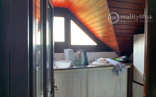 MAĎARSKO - EDELÉNY PEKNÝ RODINNÝ DOM S VEĽKÝM POZEMKOM LEN 85KM OD KOŠÍC