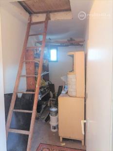 MAĎARSKO - NOVAJIDRANY PEKNÝ 6 IZBOVÝ POSCHODOVÝ RODINNÝ DOM, KUCHYŇA, KÚPEĽŇA, POZEMOK 800 M2.