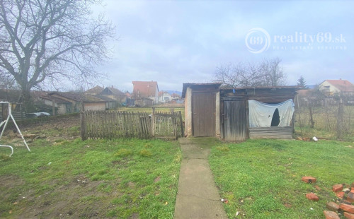 MAĎARSKO - SZENDRO PEKNÝ 3 IZBOVÝ ZREKONŠTRUOVANÝ RODINNÝ DOM S PRÍSTREŠKOM