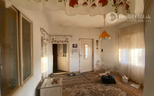 GALVÁCS -  2 IZBOVÝ RD V PREKRÁSNOM PROSTREDÍ.