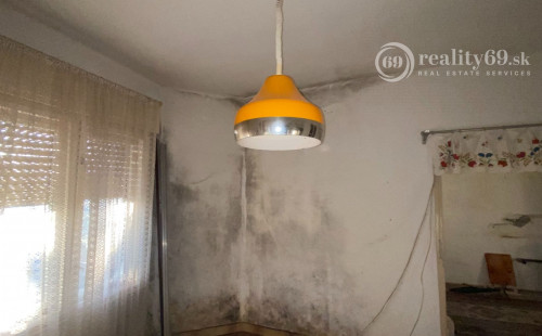 GALVÁCS -  2 IZBOVÝ RD V PREKRÁSNOM PROSTREDÍ.