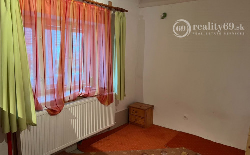 MADARSKO - SÁRAZSADÁNY NA BODROGU - MAĎARSKO