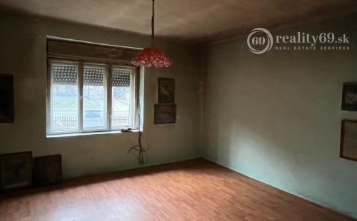 MAĎARSKO - TELKIBÁNYA PEKNÝ RODINNÝ DOM S LETNOU KUCHYŇOU LEN 25 KM OD KOŠÍC