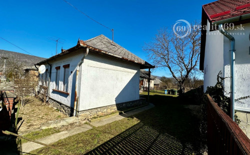 MAĎARSKO - KOMJÁTI 2 IZBOVÝ RODINNÝ DOM V TICHOM PROSTREDÍ