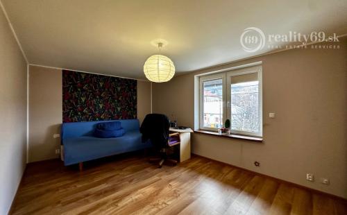 KAVEČANY - VÝBORNÁ LOKALITA - DVOJGENERAČNÝ RODINNÝ DOM.