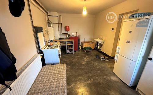 MAĎARSKO - SZENDRO PEKNÝ 4 IZBOVÝ RODINNÝ DOM S GARÁŽOU