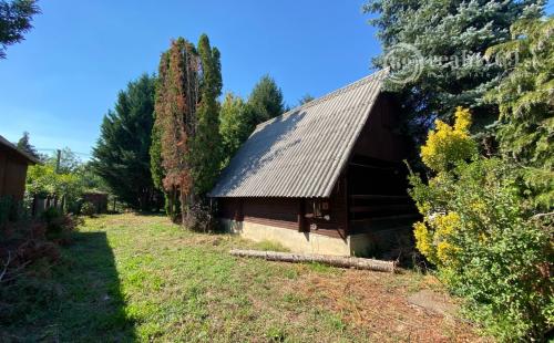MAĎARSKO - PEKNÝ REKREAČNÝ ZRUB PRI TERMÁLNOM KÚPALISKU.