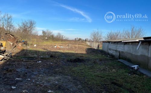 MAĎARSKO - ABAÚJKÉR RODINNÝ DOM PO KOMPLETNEJ REKONŠTRUKCII IHNEĎ VOĽNÝ