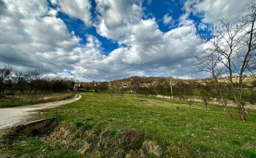 MAĎARSKO - EDELÉNY PEKNÝ RODINNÝ DOM S VEĽKÝM POZEMKOM LEN 85KM OD KOŠÍC