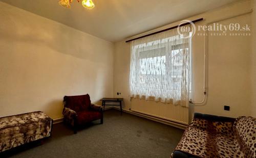 MAĎARSKO - ABAÚJSZÁNTÓ 3 IZBOVÝ RODINNÝ DOM.