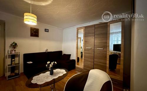 MAĎARSKO - FONY 4 IZBOVÝ RODINNÝ DOM PO ČIASTOČNEJ REKONŠTRUKCII S KLIMATIZÁCIOU