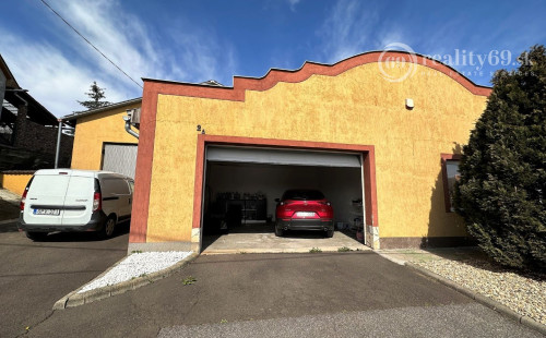 MAĎARSKO - FORRÓ SKLADOVÝ OBJEKT S KANCELÁRIOU S VEĽKÝM POZEMKOM LEN 50 KM Z KOŠÍC