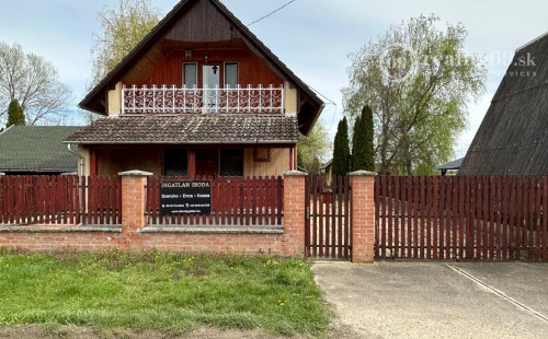 MAĎARSKO - TISZACSEGE - POSCHODOVÁ 3 IZBOVÁ CHATA, TERASA PRI TERMÁLNOM KÚPALISKU.