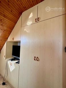 MAĎARSKO - TISZACSEGE - POSCHODOVÁ 3 IZBOVÁ CHATA, TERASA PRI TERMÁLNOM KÚPALISKU.