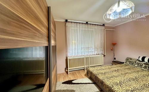 MAĎARSKO - GÖNC PEKNÝ 2 IZBOVÝ RODINNÝ DOM, DVOJGARÁŽ.