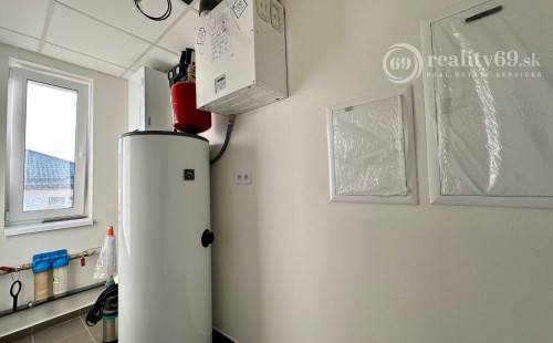 NOVÁ SUPER CENA - PREŠOV - ŠALGOVÍK - KVALITNÁ NOVOSTAVBA  3 IZBOVÉHO RD - HOLODOM.