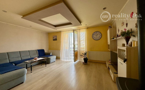 ŽDAŇA - PEKNÝ POSCHODOVÝ 5 IZBOVÝ RD, POZEMOK 790 M2.