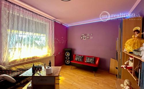 MAĎARSKO - SZENDRO - PEKNÝ 3 IZBOVÝ RODINNÝ DOM, TERASA, ZÁHRADA