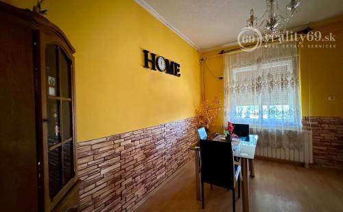 MAĎARSKO - SZENDRO - PEKNÝ 3 IZBOVÝ RODINNÝ DOM, TERASA, ZÁHRADA