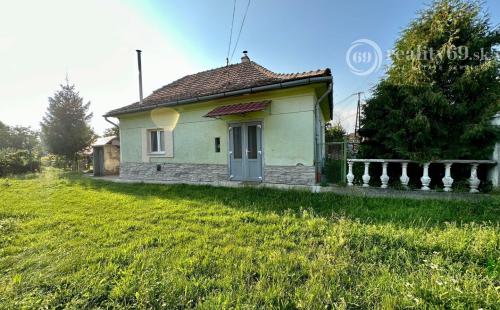 NOVÁ CENA ! MAĎARSKO - GONCZRUSZKA RD IHNEĎ OBÝVATEĽNÝ V TICHEJ LOKALITE OBCE