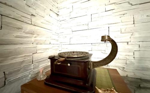 NOVÁ CENA ! MAĎARSKO - GONCZRUSZKA RD IHNEĎ OBÝVATEĽNÝ V TICHEJ LOKALITE OBCE