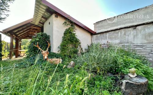 NOVÁ CENA ! MAĎARSKO - GONCZRUSZKA RD IHNEĎ OBÝVATEĽNÝ V TICHEJ LOKALITE OBCE