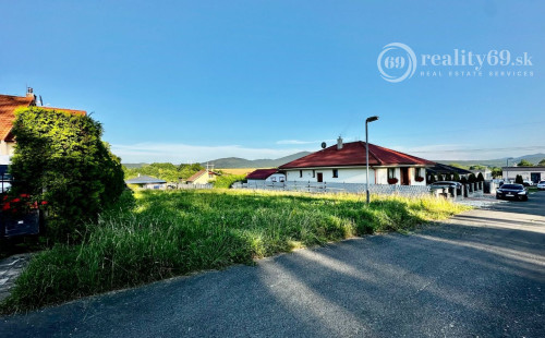 NIŽNÁ KAMENICA - STAVEBNÝ POZEMOK NA PREDAJ LEN 16 KM OD KOŠÍC