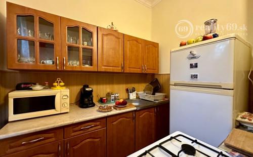 EXKLUZÍVNE MAĎARSKO - SZENDRO SUPER 3 IZBOVÝ RODINNÝ DOM PO REKONŠTRUKCII.