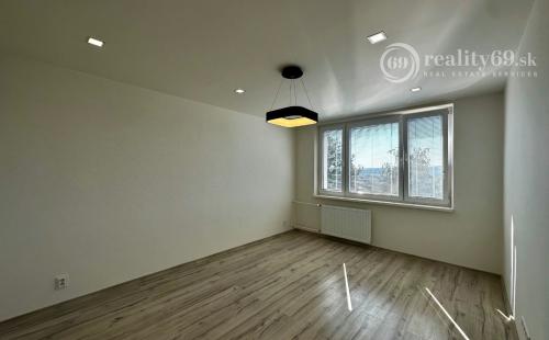 BENADOVÁ - MODERNÝ 2 IZBOVÝ BYT PO KOMPLETNEJ REKONŠTRUKCIÍ