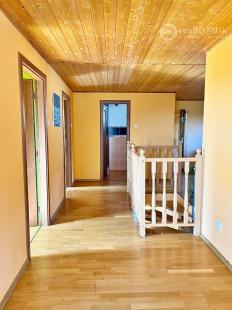 VYŠNÝ KLATOV - 6 IZBOVÝ RD S VÝMEROU 300 M2, POZEMOK 1221 M2.